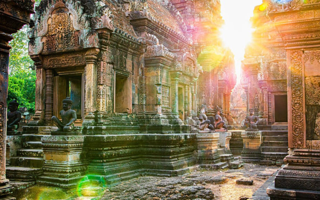 Banteay Srey and Grand Circuit tour