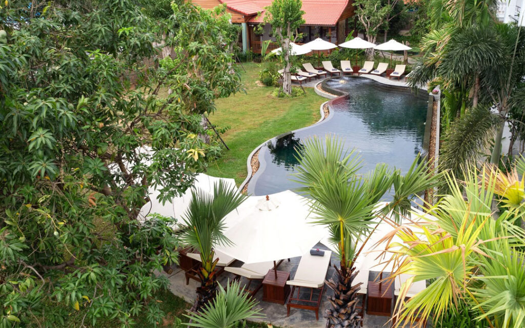 The-Jungle-Hotel-in-Siem-Reap-town-is-located-Night-Market-Rd-42