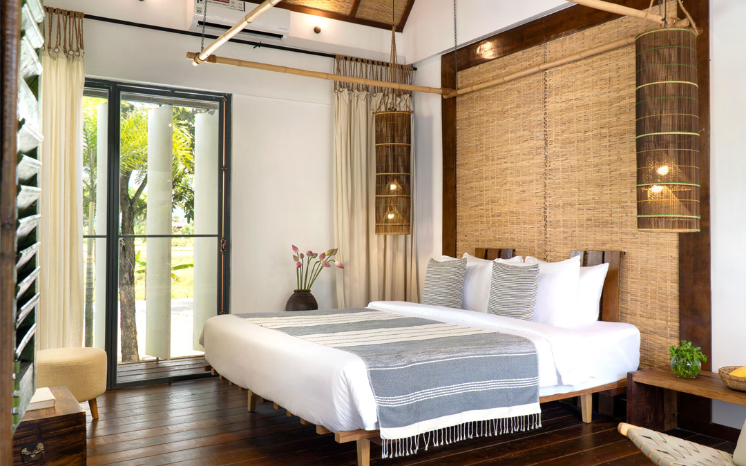 Louver room