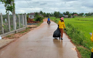 Stay Nature cleaning activity at kampot